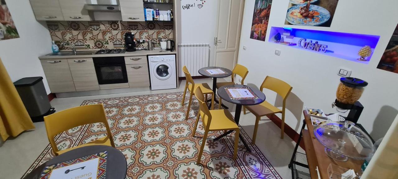 Ballaro Guest House Palermo Kültér fotó